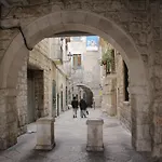 住宿加早餐酒店 洛萨蓝光住宿加早餐酒店 巴里