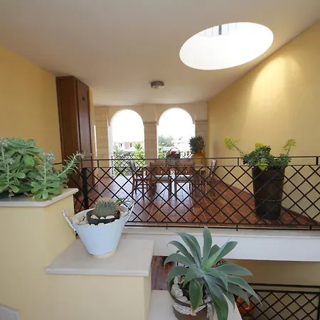 La Rosa Blu 3* باري