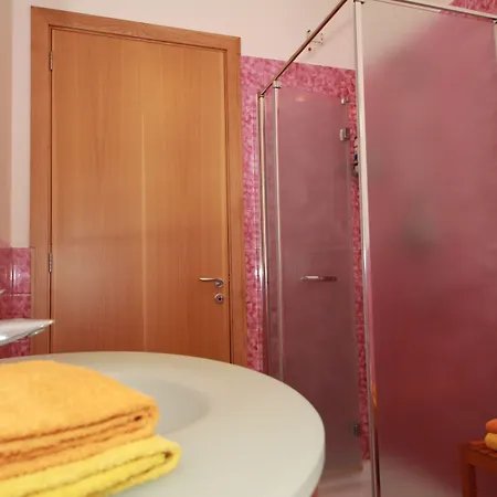 לינה וארוחת בוקר La Rosa Blu